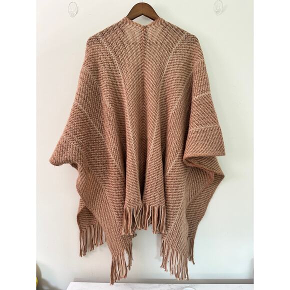 Vince Camuto Women's Cape Sweater Fringe Trim Open Poncho One Size Tan Pockets - Picture 5 of 8